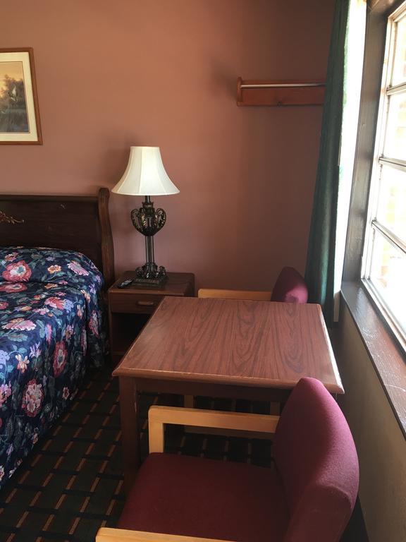 Best Value Inn Motel Sandusky Marianna Exterior foto
