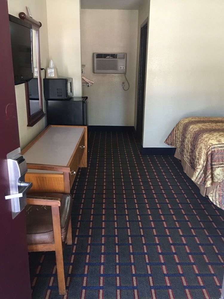 Best Value Inn Motel Sandusky Marianna Exterior foto