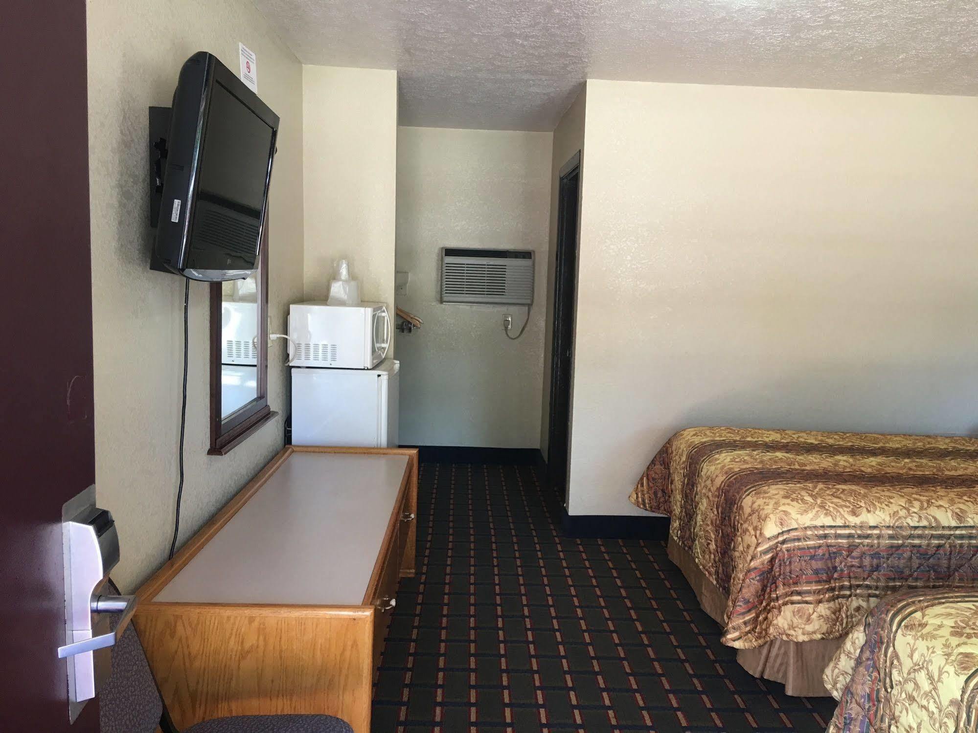Best Value Inn Motel Sandusky Marianna Exterior foto